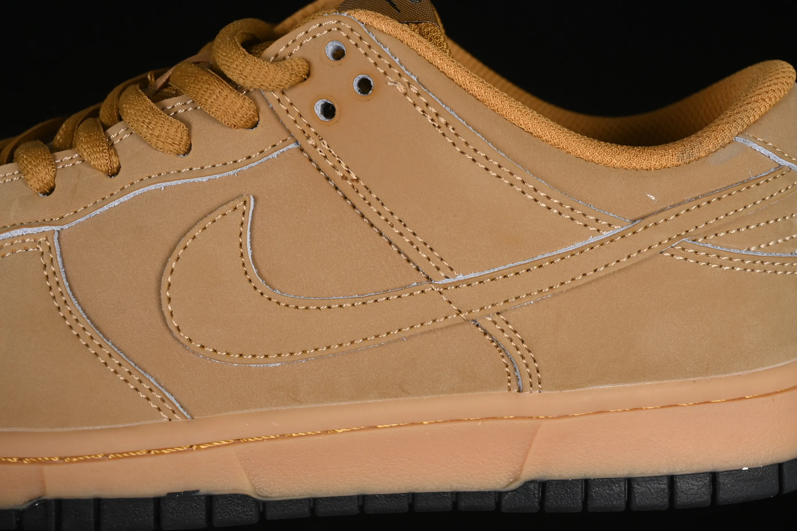 All categories Nk SB Dunk series Nk SB Dunk Low low-top sneakers Nike SB Dunk Low wheat color low-top casual sneakers HQ1932-700